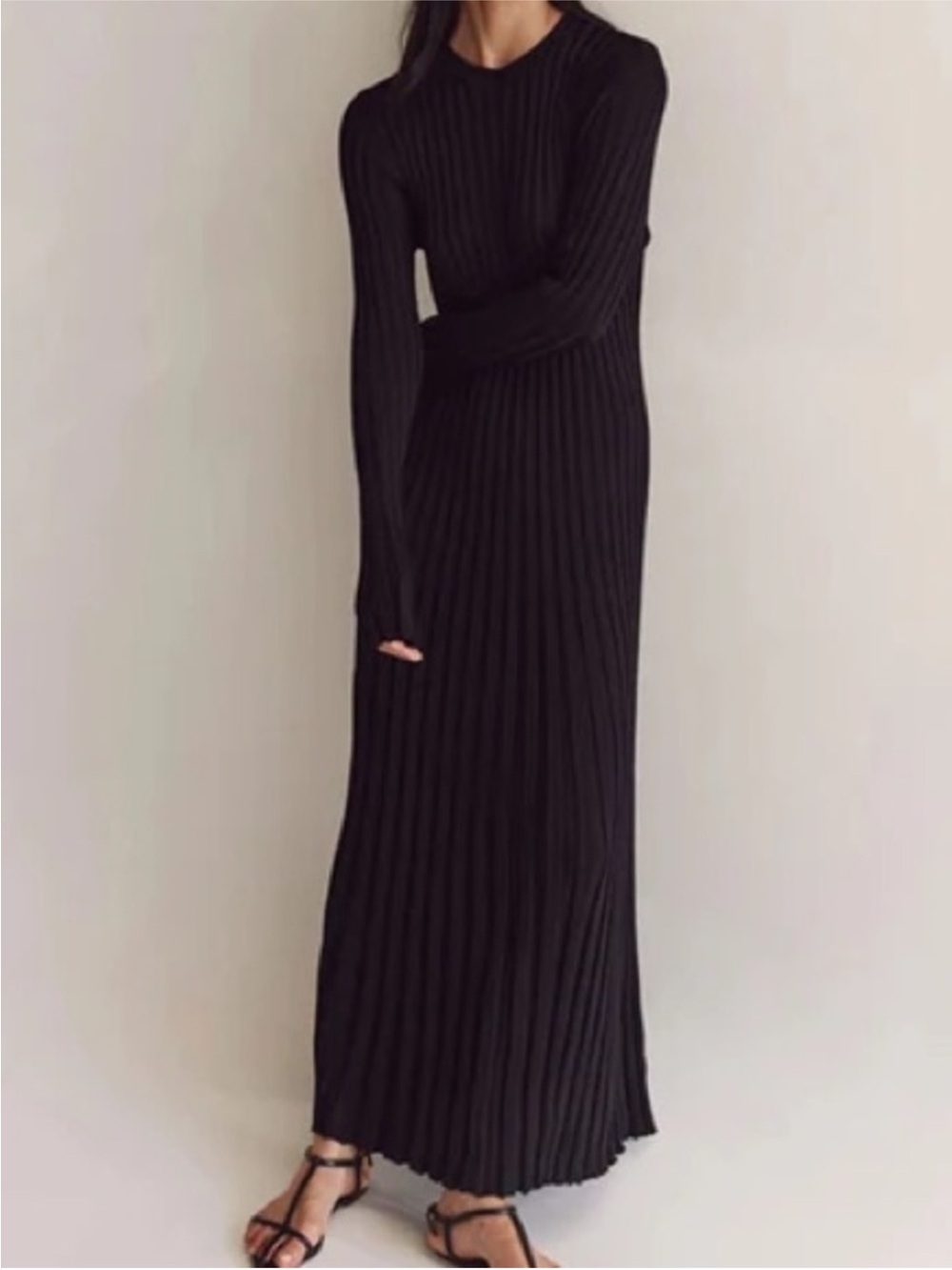 DISSH Black Ribbed Long-Sleeve Maxi Dress - Picture 2 of 5